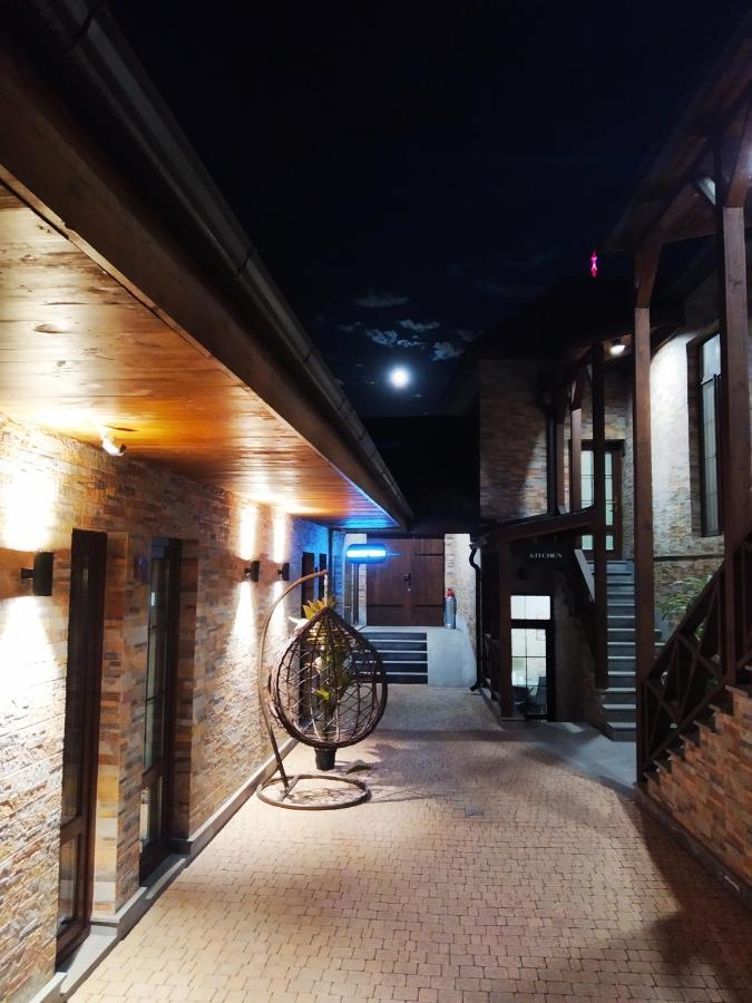 Boutique Living Hotel Erevan Exterior foto